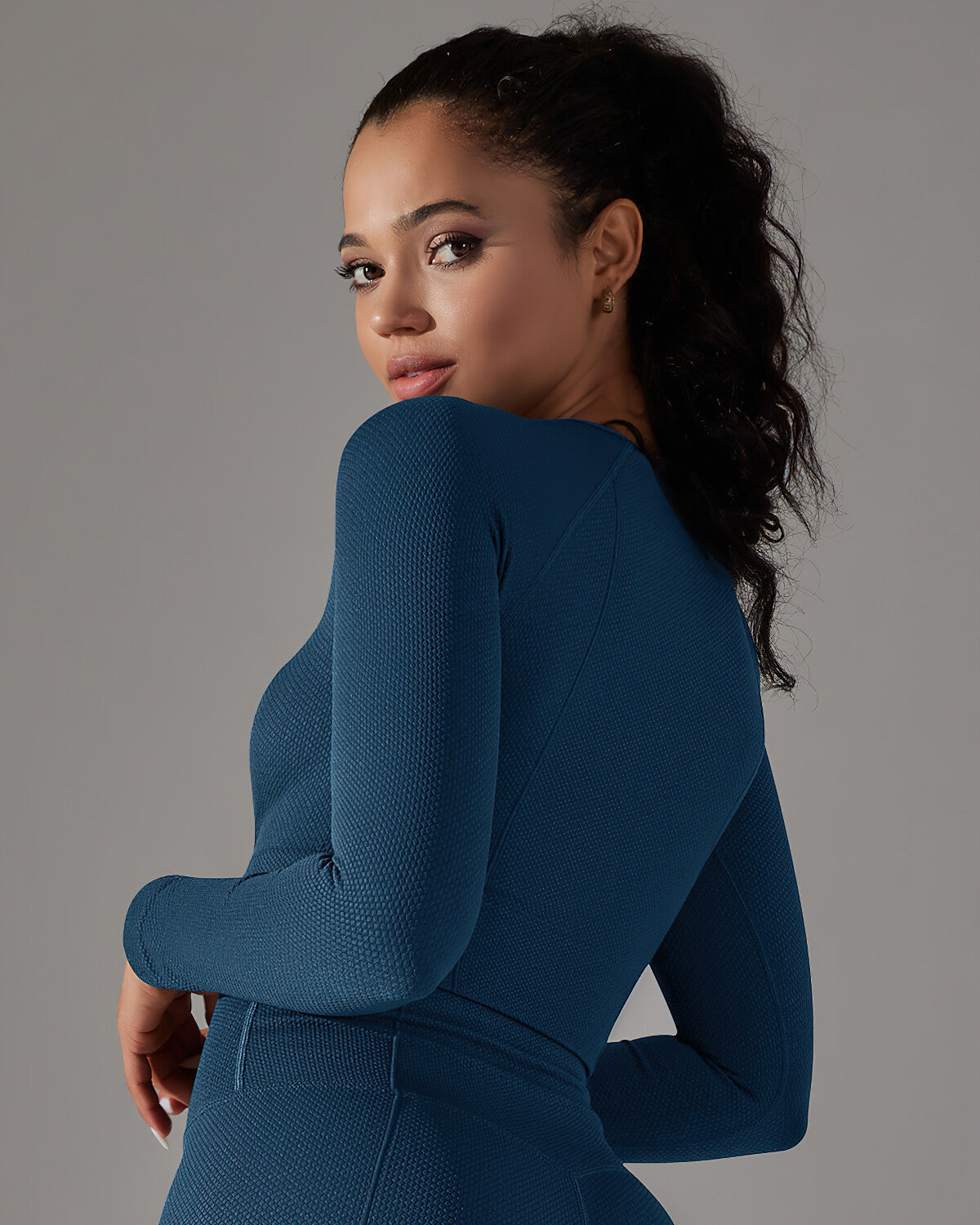 Alodia Long Sleeve - Blue
