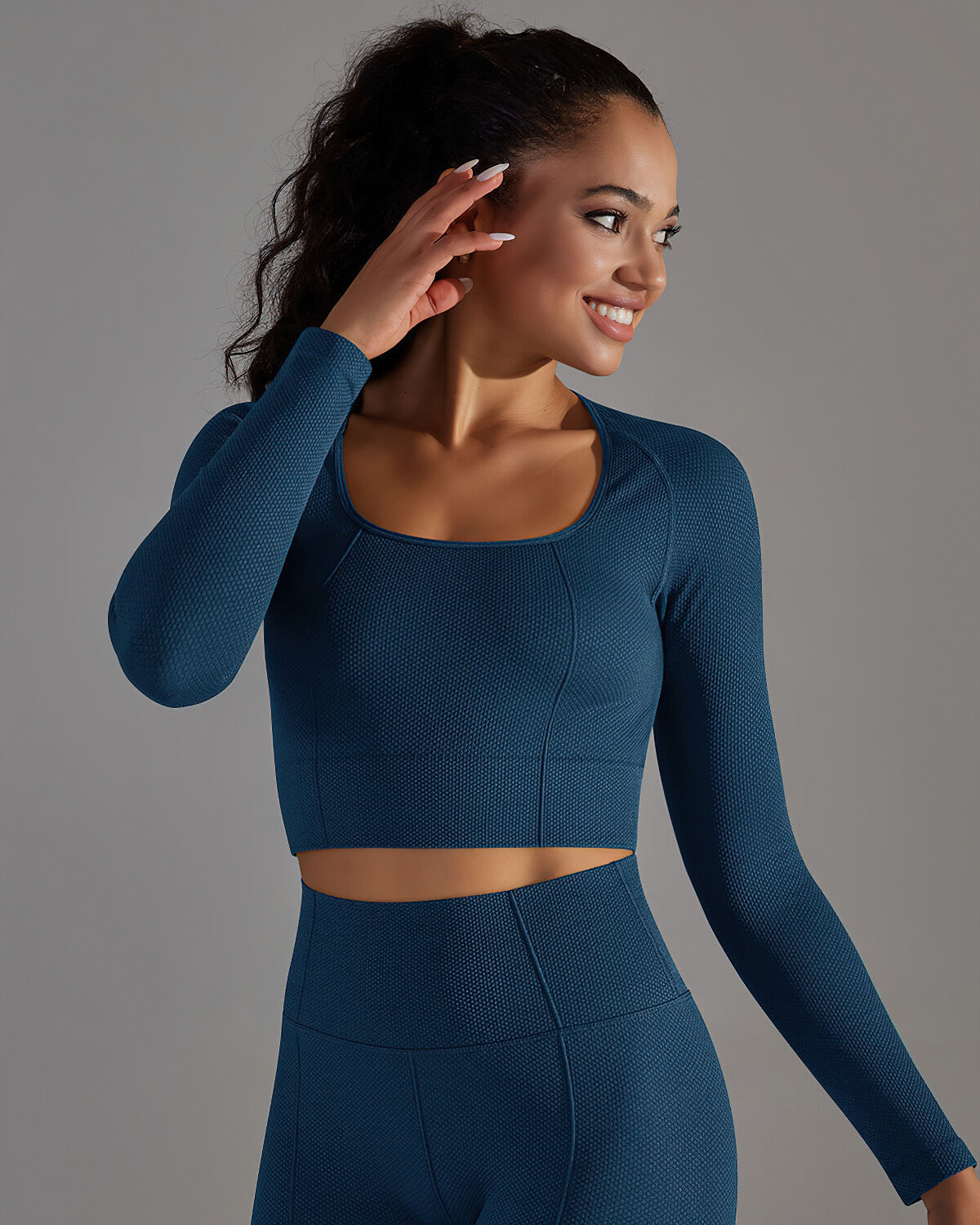 Alodia Long Sleeve - Blue