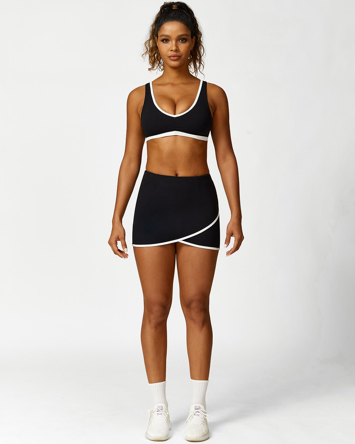 Isla Sports Bra - Black