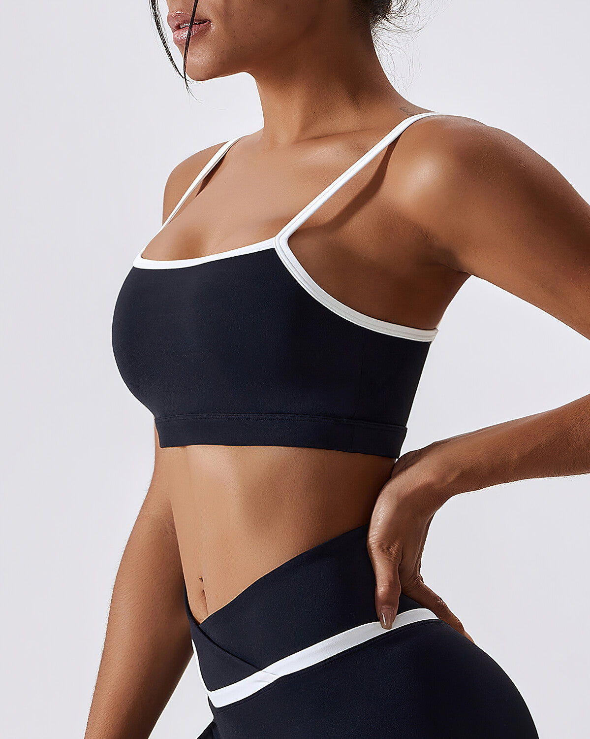 React Lisa Sports Bra - Black