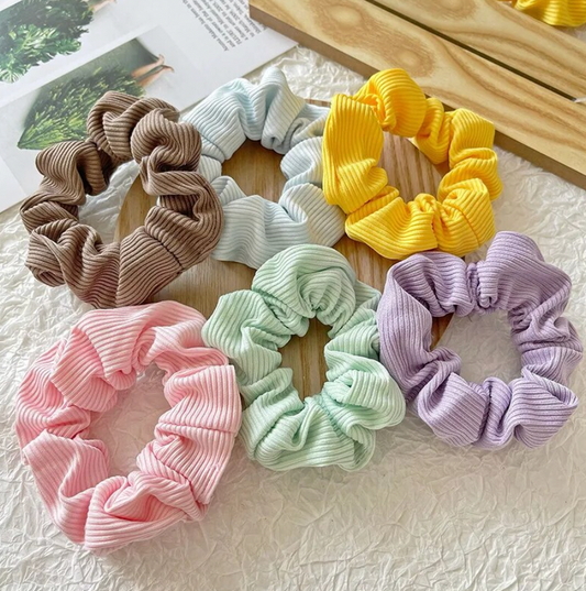 Scrunchies Pack - 6 Pieces Included