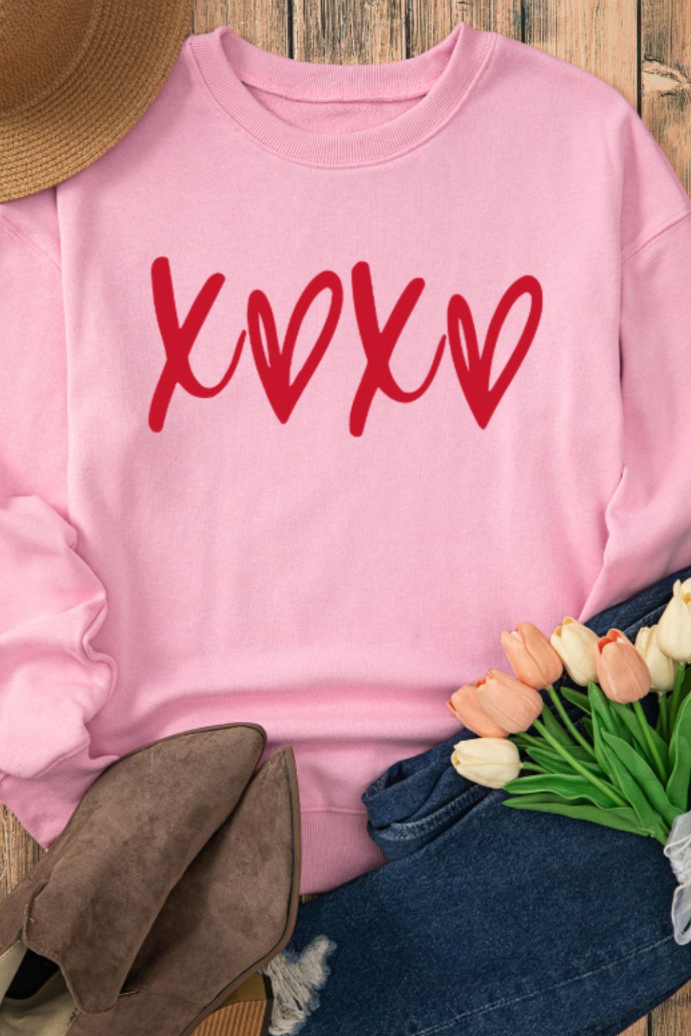 Valentine���s Day XOXO Round Neck Drop Shoulder Sweatshirt