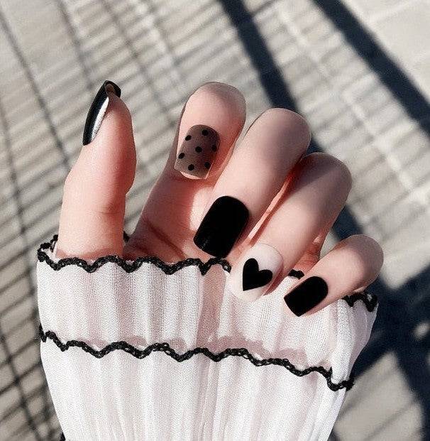 Press On Nails White And Black Glossy Square Heart Nail Kit