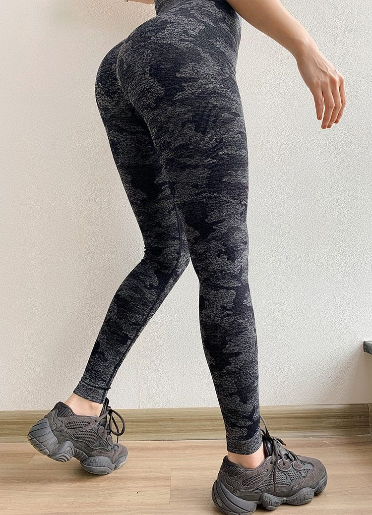 REACT Seamless CAMO Legging - Black