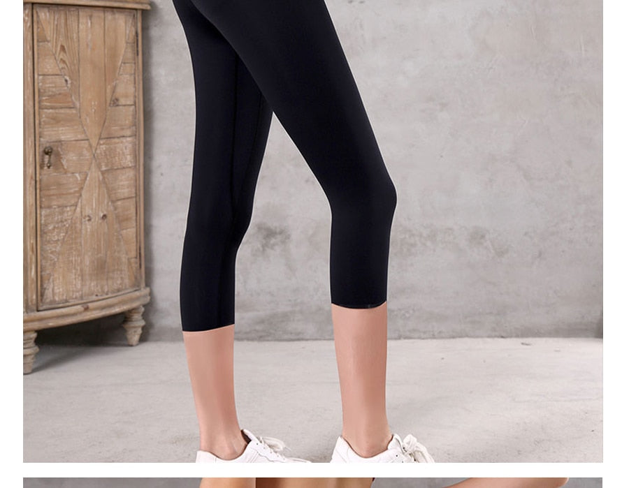 React LUXE FLEX 3/4 Legging - Black