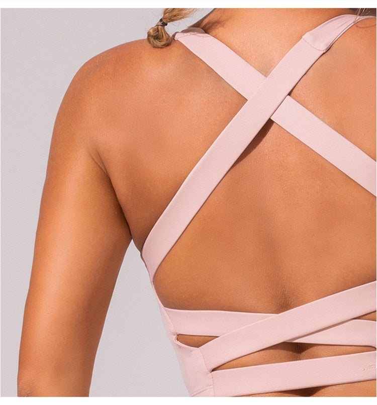 React LUXE Sports Crop - Baby Pink