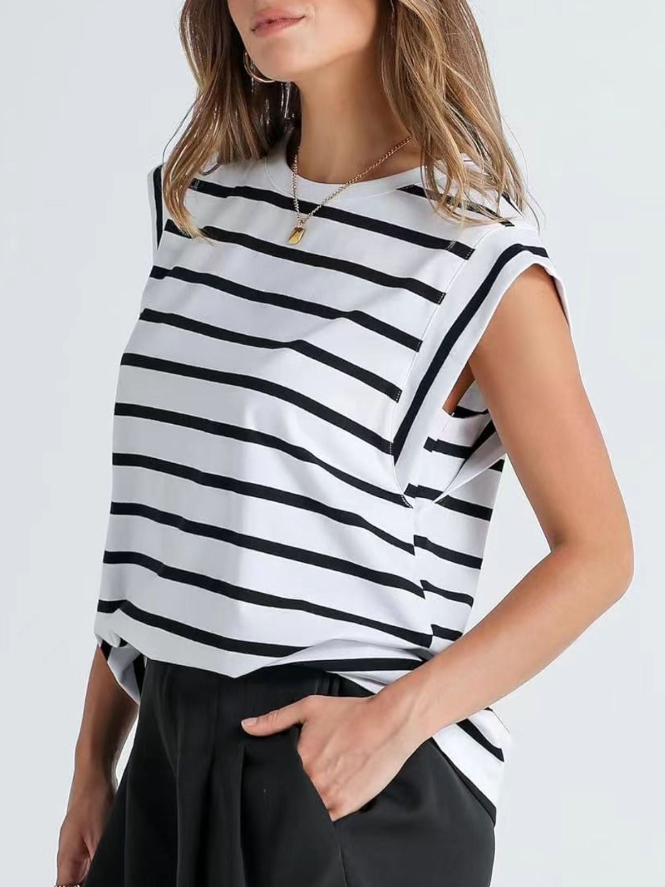 2b5fb3a9-6dd7-48df-895c-c55cd140124c-Max