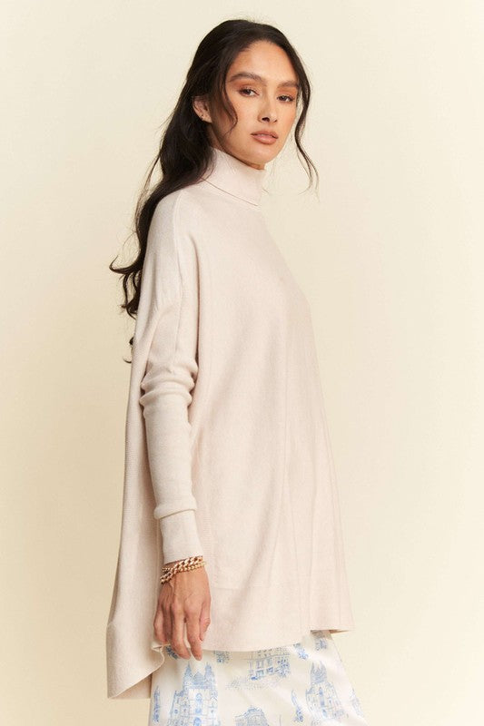 Davi & Dani High-Low Turtleneck Long Sleeve Knit Top