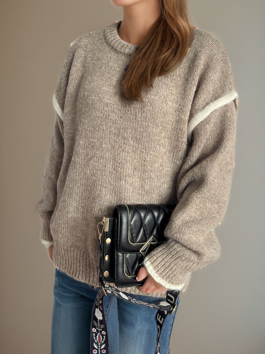 Contrast Trim Round Neck Dropped Shoulder Sweater