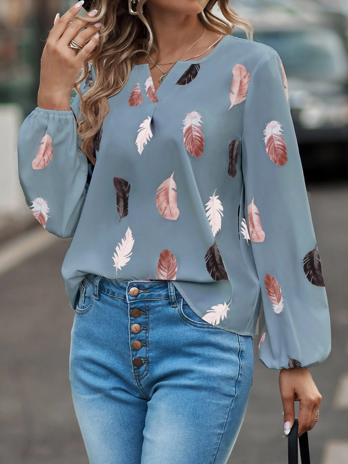 Feather Print Notched Balloon Sleeve Top