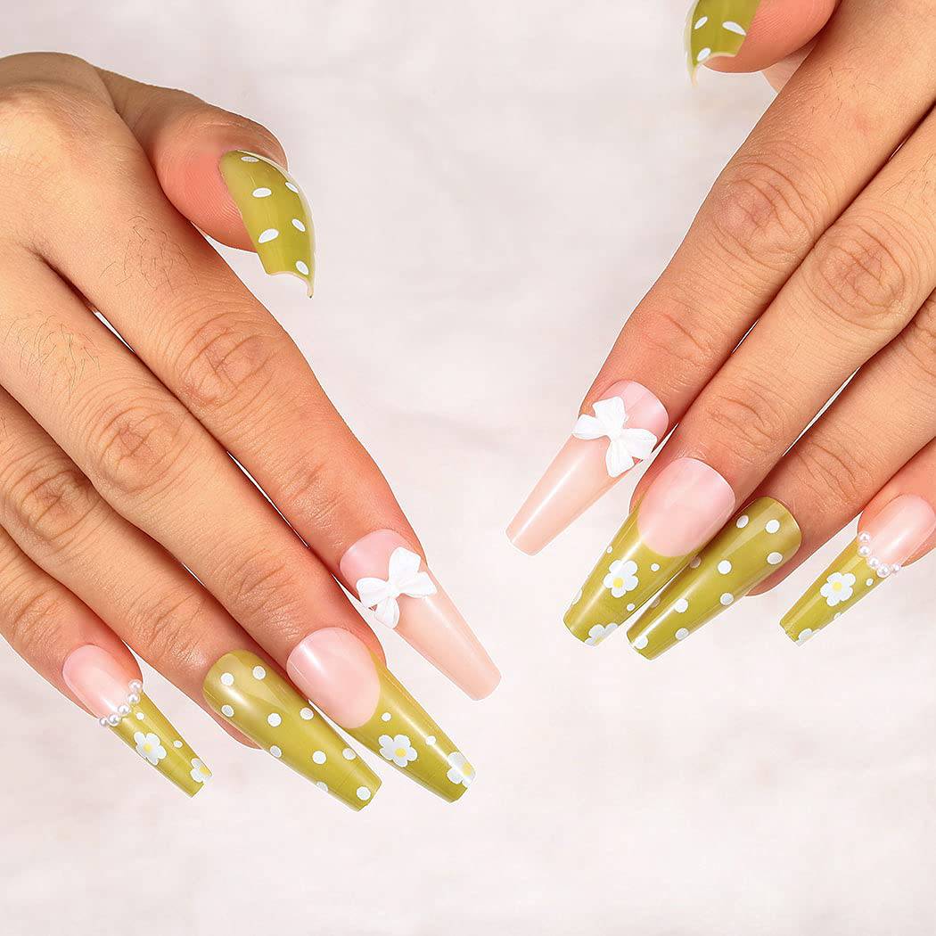 Press On Nails Green French Glossy Flower Coffin Polka Dot Nail Kit