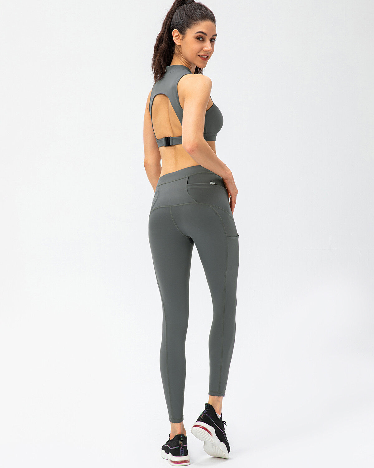 React Ariana Sports Bra - Grey