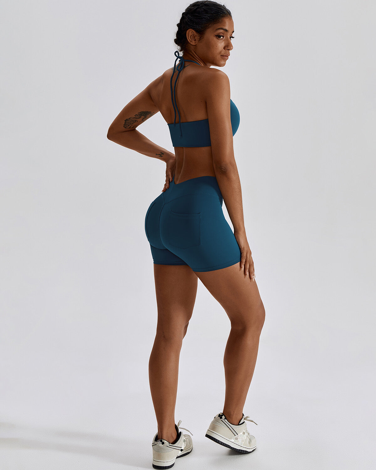 Bethany Seamless Pocket Shorts - Blue