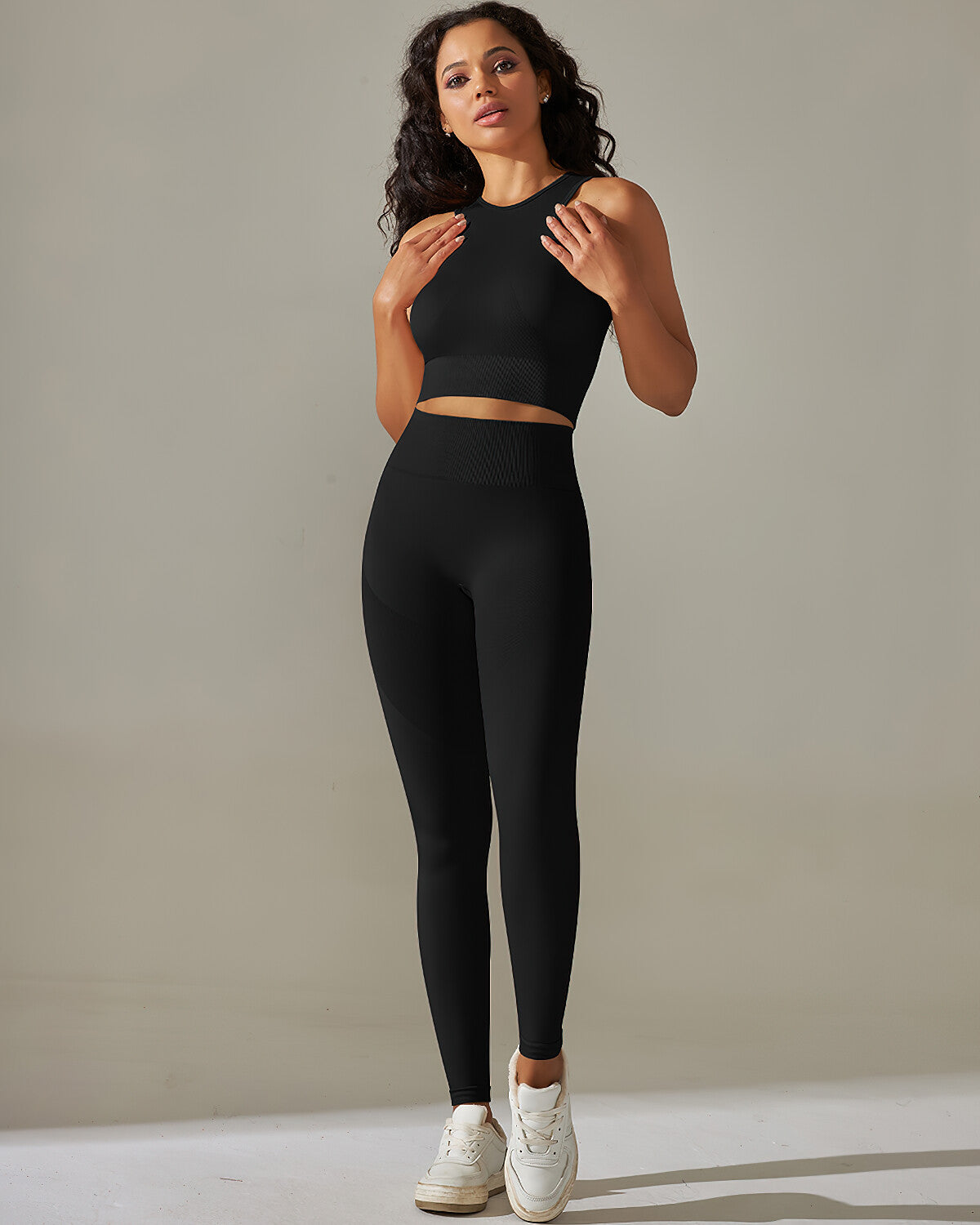 Cleo Crop Top - Black