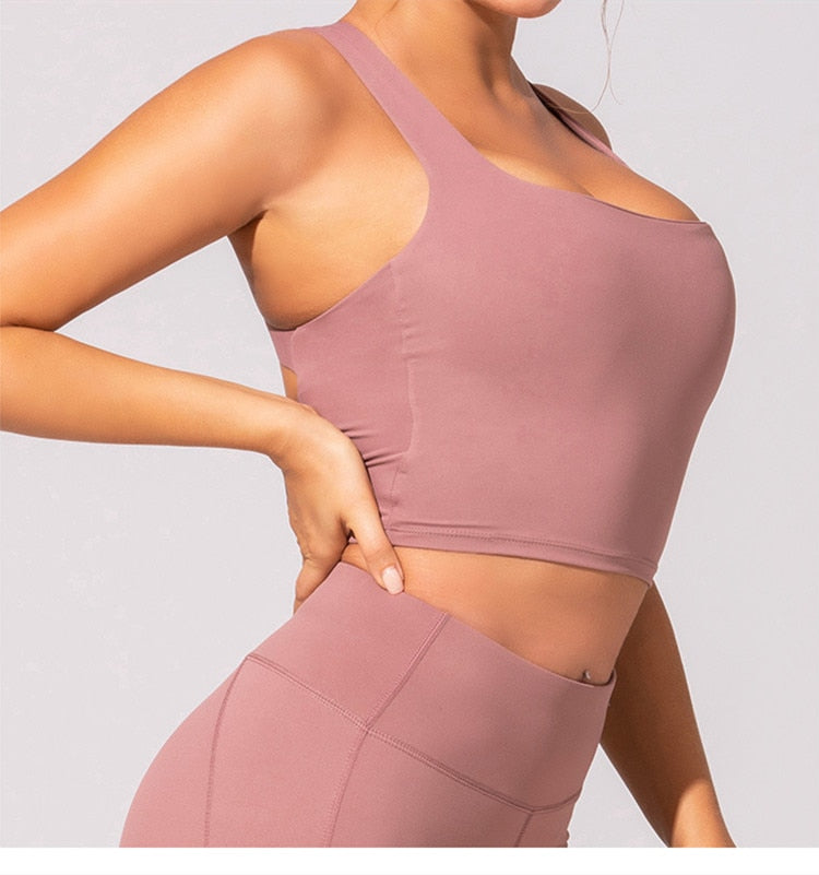 React LUXE Sports Crop - Berry