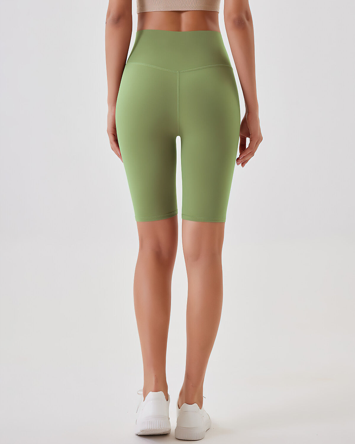 Lara Seamless Biker Shorts - Avocado