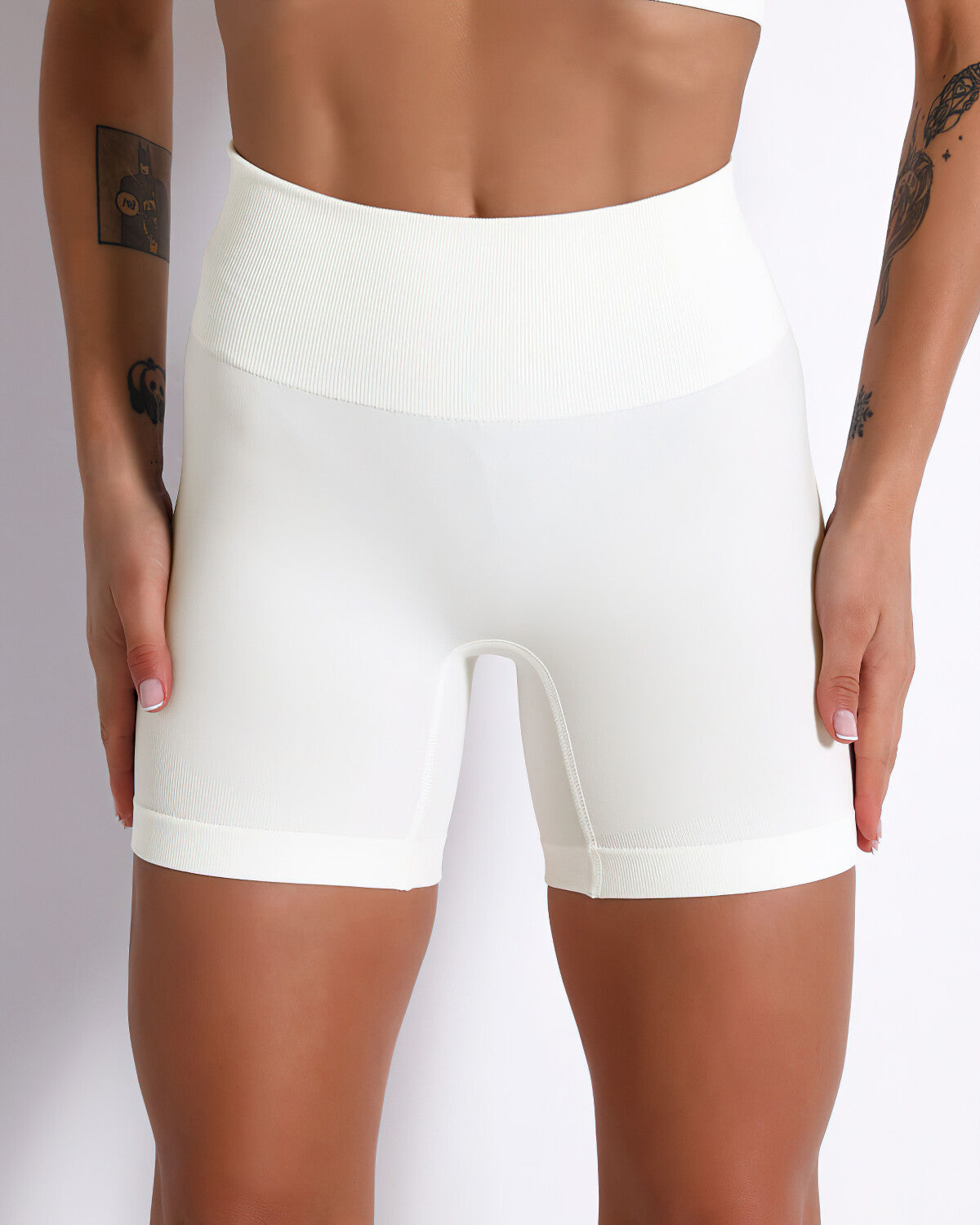 Mikaela Seamless Shorts - White