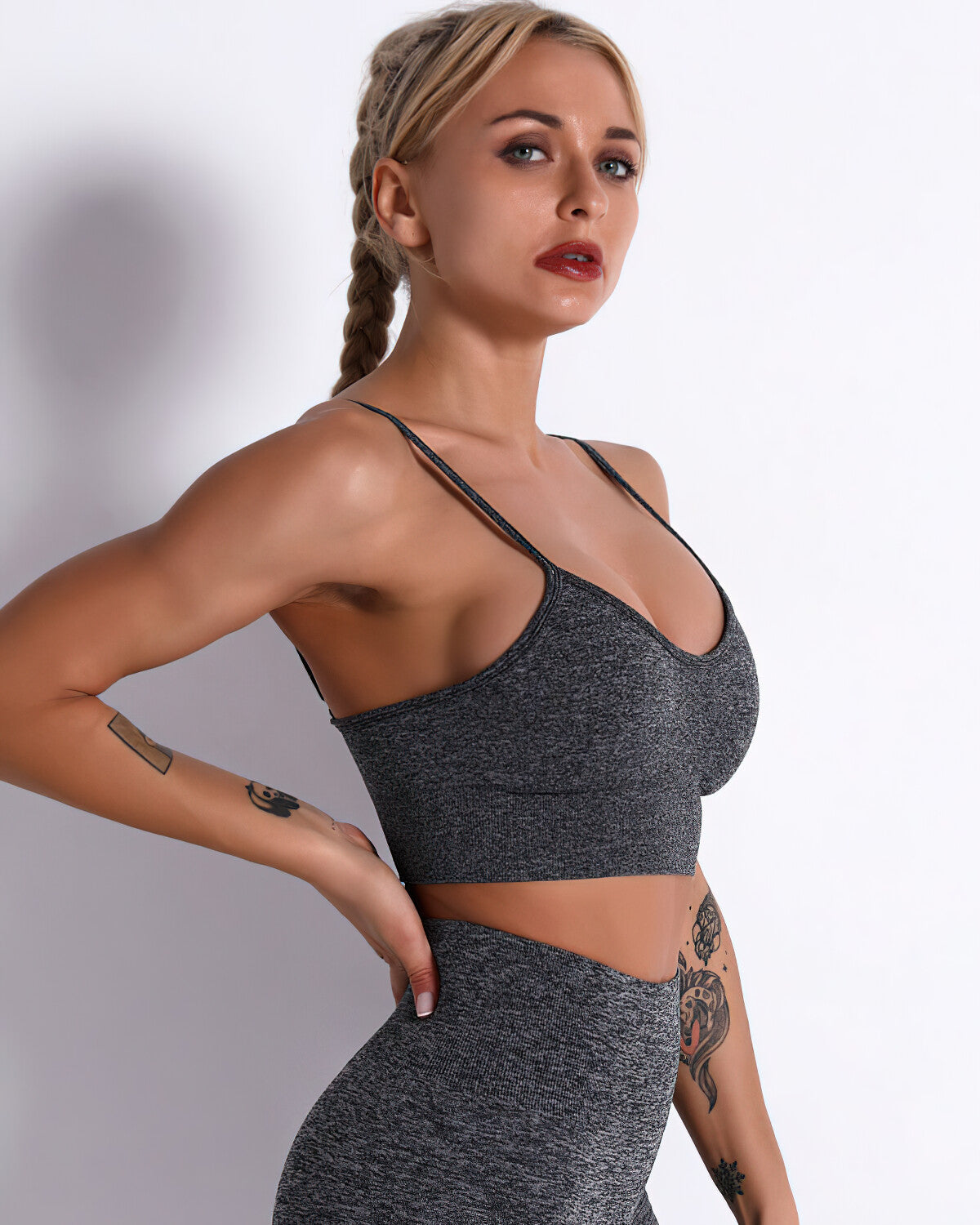 Mikaela Sports Bra - Grey