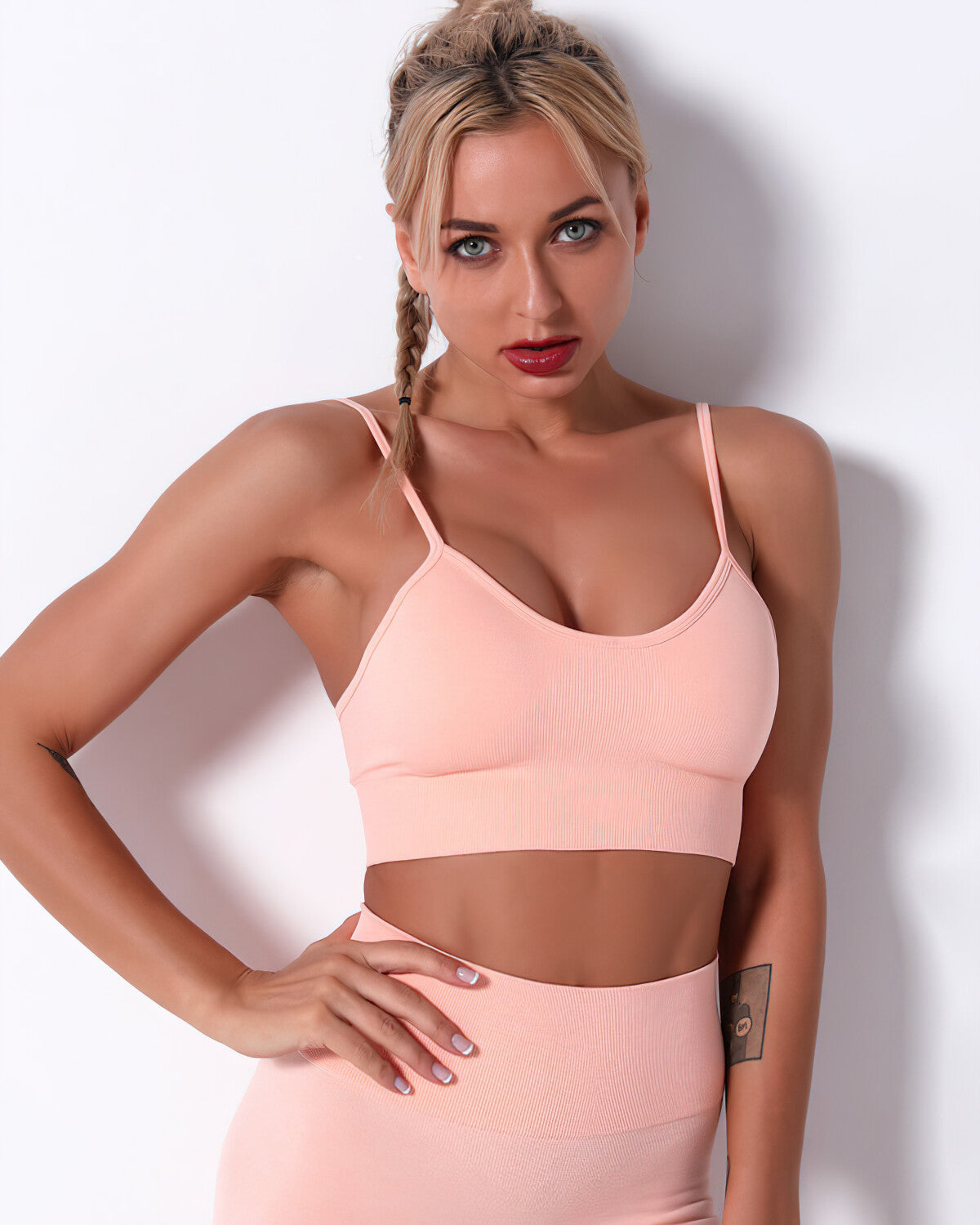 Mikaela Sports Bra - Peach