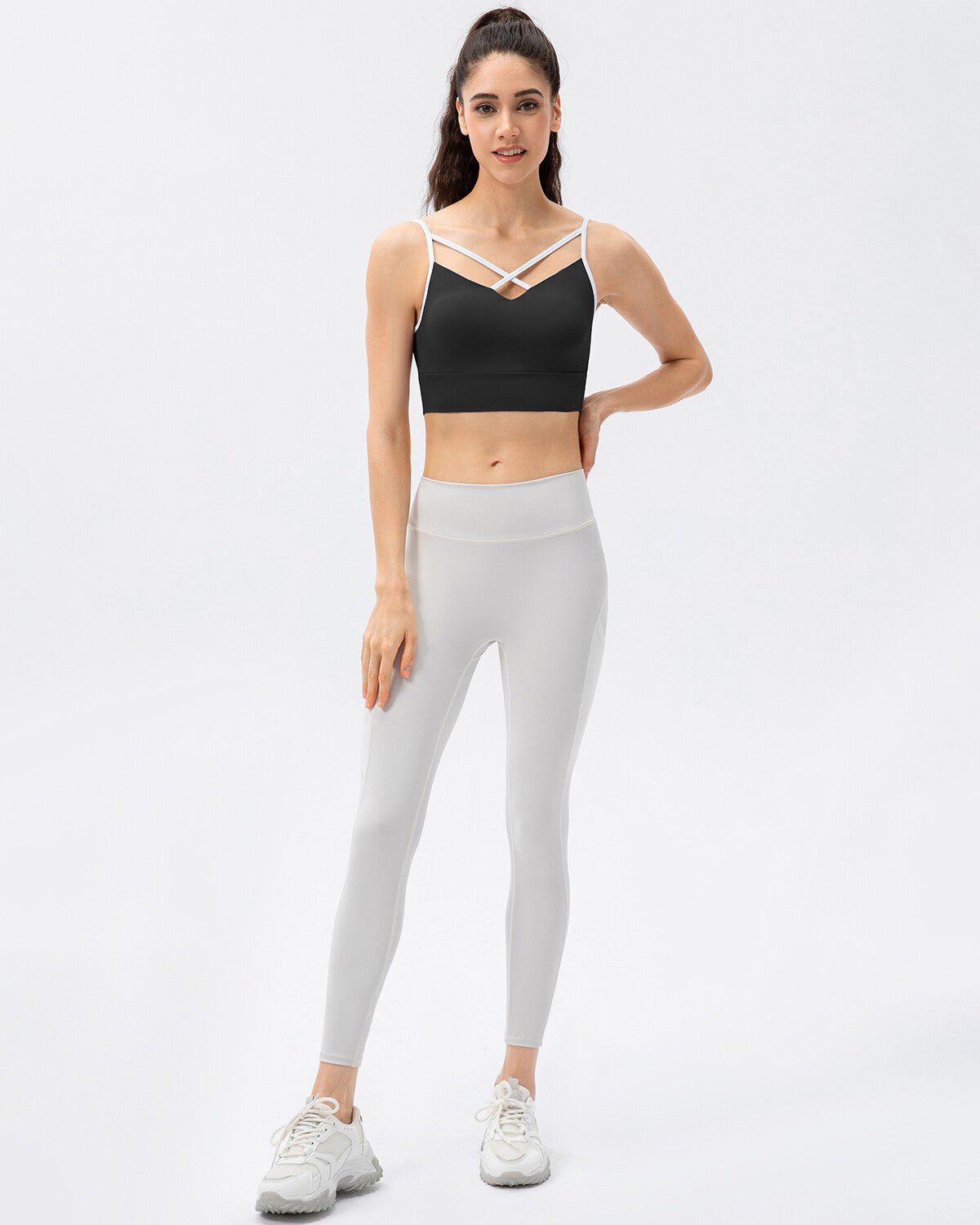 React Sarah Sports Bra - Black