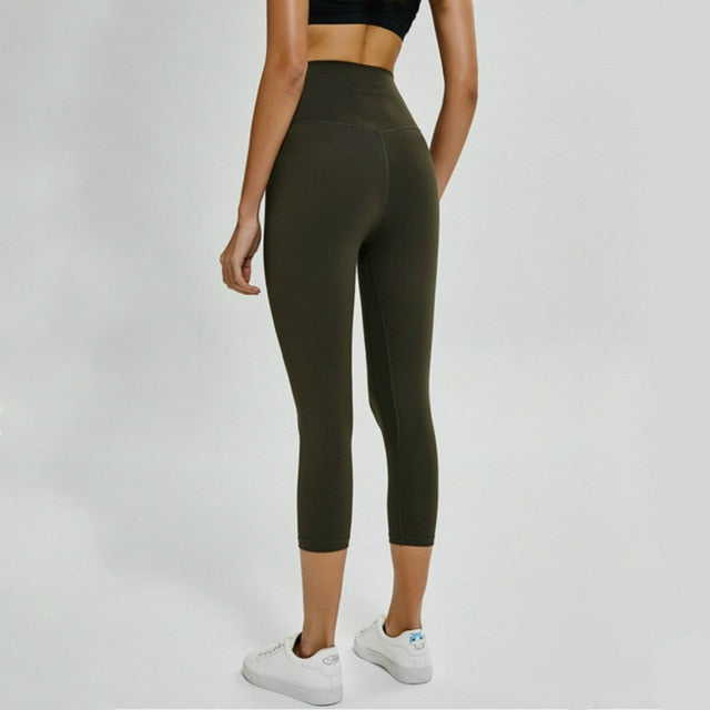 React LUXE Max Support 3/4 Legging - Dark Green