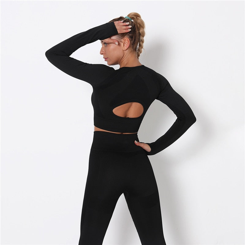 React LUXE Seamless Sleeve Sports Crop - Black