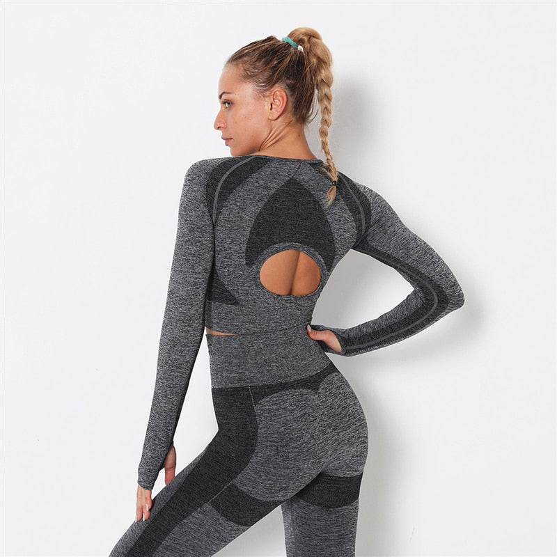 React LUXE Seamless Sleeve Sports Crop - Dark Grey