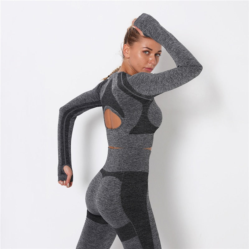 React LUXE Seamless Sleeve Sports Crop - Dark Grey