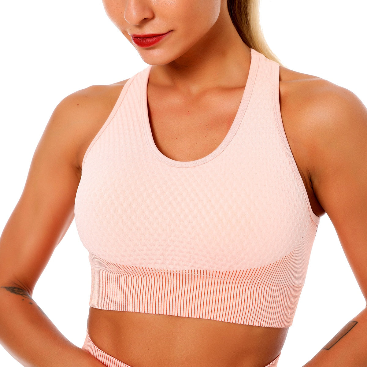 React MOMENTUM Sports Crop - Peaches and Cream