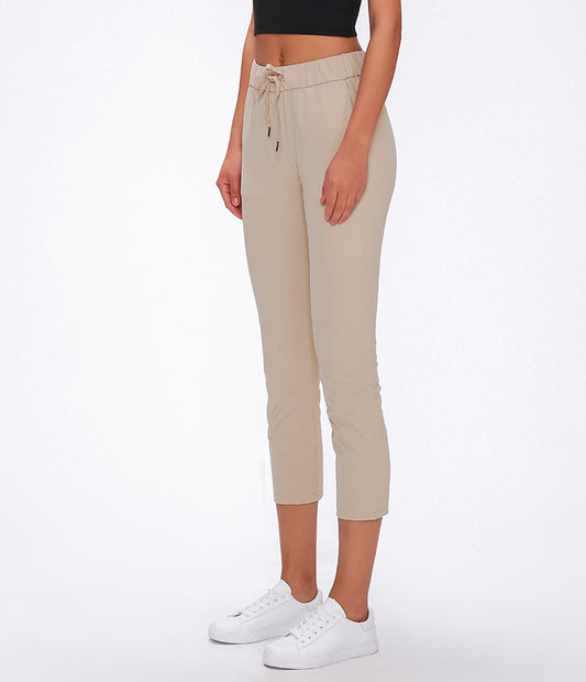 React PREMIUM Cropped 3/4 Sports Jogger - Cream