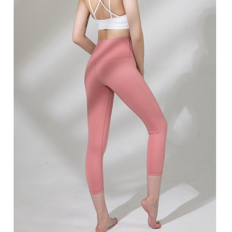 React LUXE Max Support 3/4 Legging - Pink