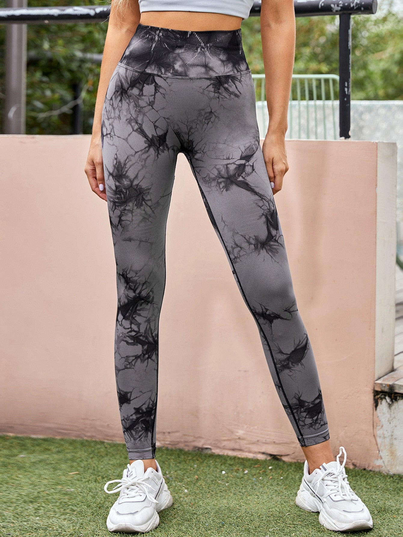 React Super Scrunch Legging - Black/Grey